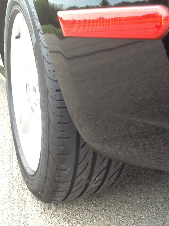 BMW Z3 Tire.jpg