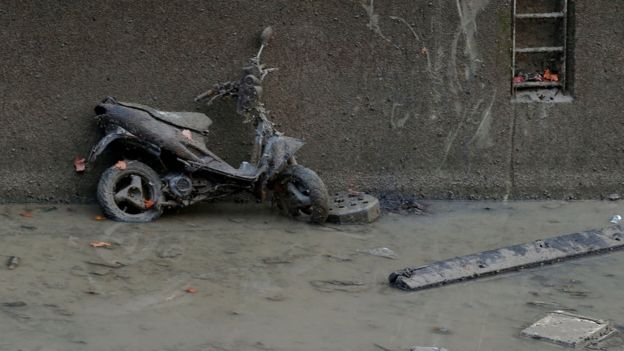 moped canal.jpg