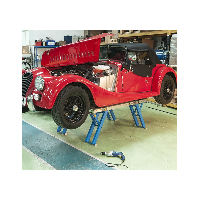 www.holden.co.uk